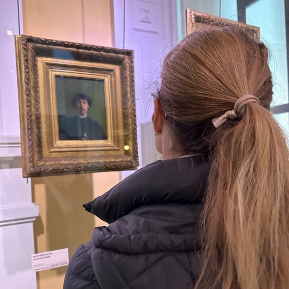 Meet your Posher, Belle! - Picture 2 of 2